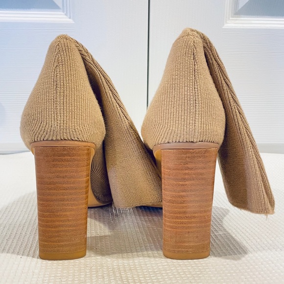 NWOT Knit Sock Bootie Wood Heel - Picture 5 of 10